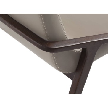 Cerdá Sombrero Stuhl aus Massivholz Kunstlederdetail