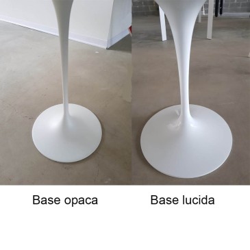 mesa tulip oval con tapa en laminado líquido o mármol con base en fundición de aluminio blanco mate o brillante