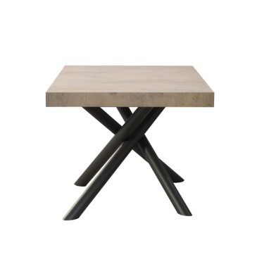 Famas Grande jatkettava pöytä mustalla metallirakenteella ja kannella puun mikrohiukkasia