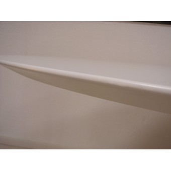 tulpan utdragbart bord upp till cm 150 eller cm 170 med aluminium botten och skiva i svart eller vit laminat med speciell kant