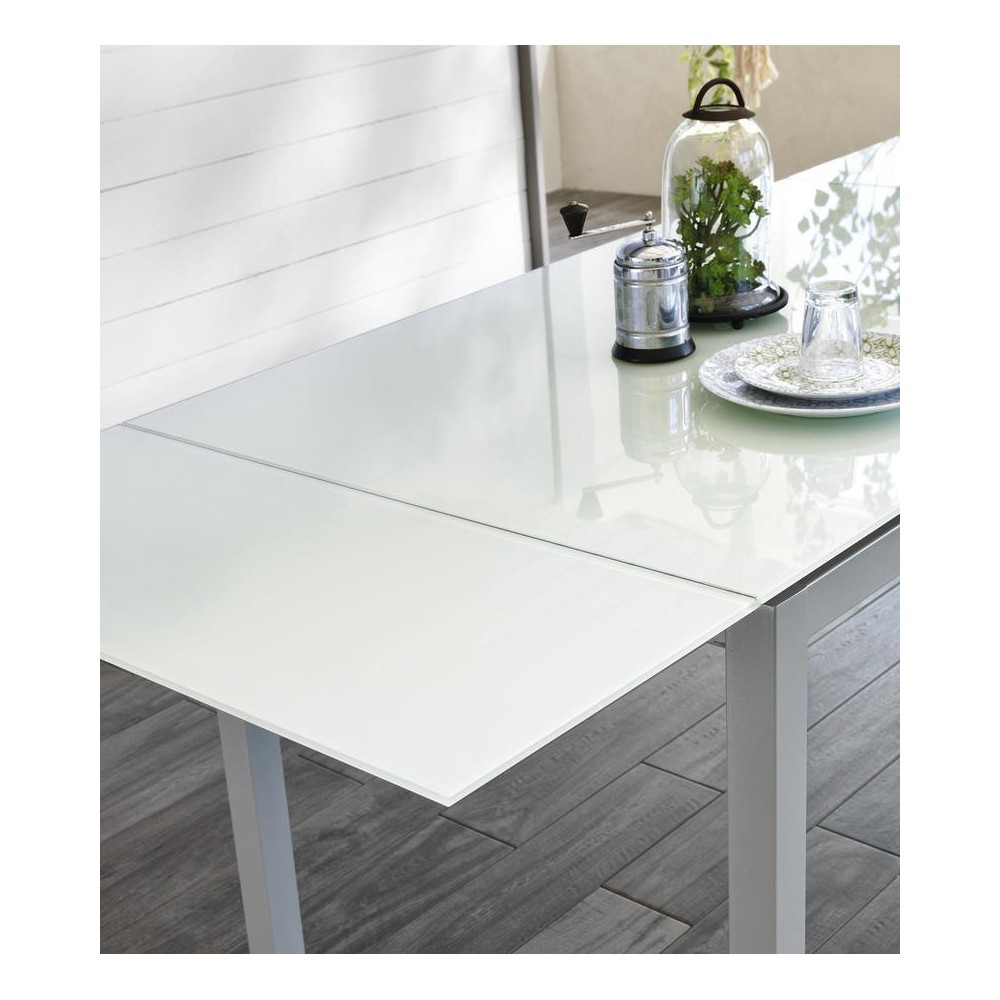 stones baud particular white table