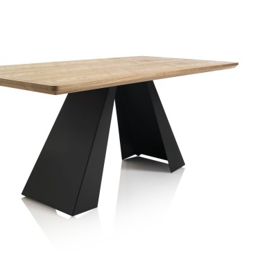 Feststehender Tisch Siena mit mattschwarzer Metallstruktur und MDF-Holzplatte