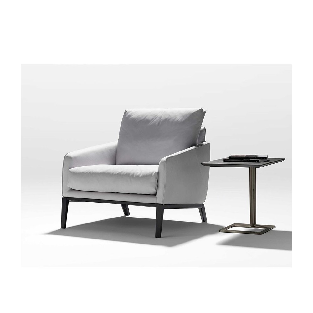 Clio armchair for interiors of high design from the Esedra world