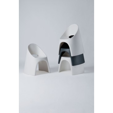 slide amélie stacked chair