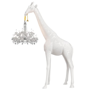 Qeeboo Giraffe In Love floor lamp for large spaces | kasa-store