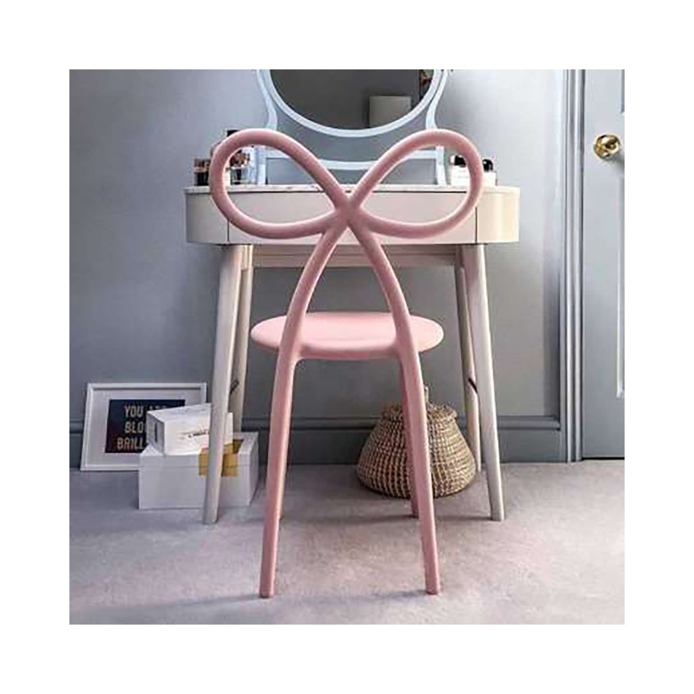 qeeboo lint stoel roze slaapkamer stoel
