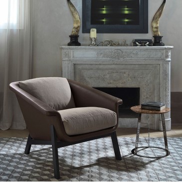 Sienna armchair by Horm made of solid black ash covered in eco-leather and fabric