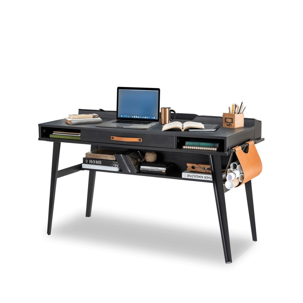 Schreibtisch aus dunklem Metall mit rockigem Design, geeignet für junge Rebellen