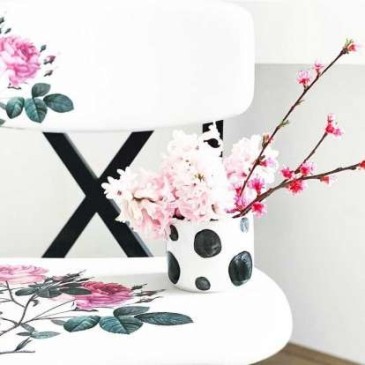 X Chair by Qeeboo with floral cushion