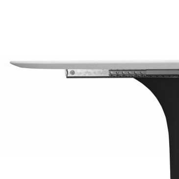 table à rallonge tulipe plateau blanc structure noire barre coulissante en métal particulier