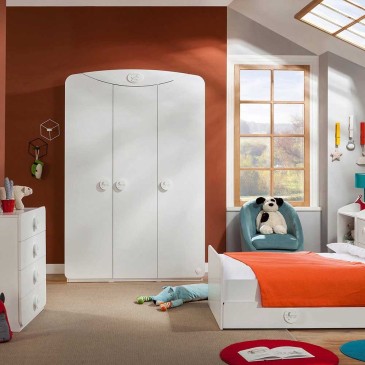 Ευρύχωρη, λευκή Babycotton ντουλάπα για παιδικά δωμάτια