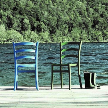 Colico Italia 150 Stuhl hergestellt in Italien und in vielen Ausführungen erhältlich