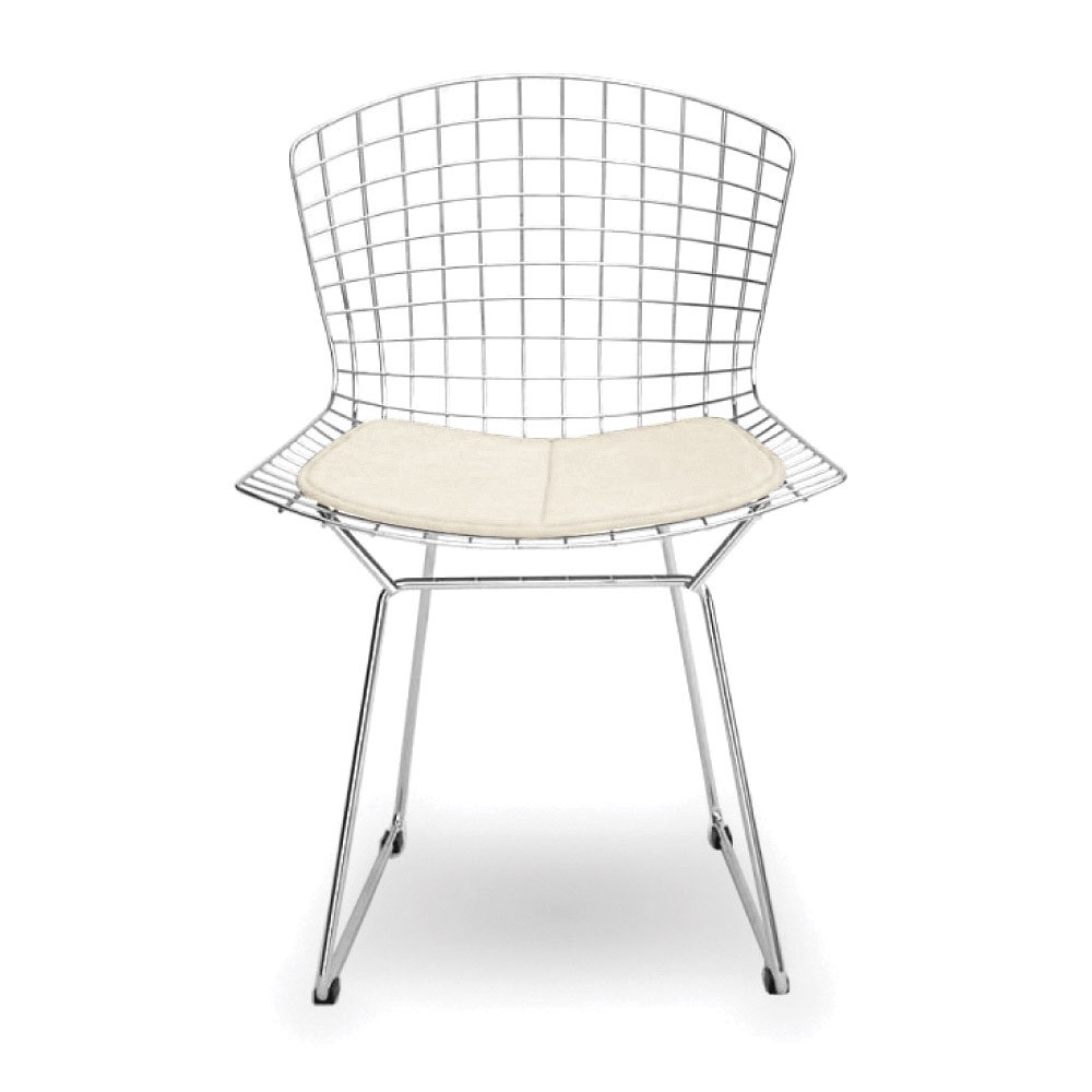 Reproduction Diamond chair by Bertoia, timeless design.