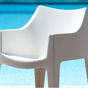 Coccolona outdoor armchair made in Italy by Scab Design