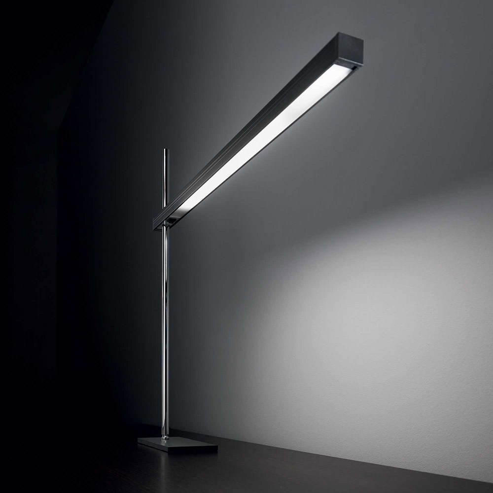 Lampe de table à LED Crane, diffuseur orientable. Blanc ou noir.