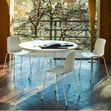 Τραπέζι XZ3 της Magis γεωμετρικό και minimal design | kasa-store