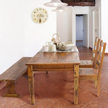 Chateaux stol i træ til rustikke miljøer fra Bizzotto | kasa-store