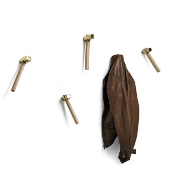 Mogg Bastaa hanger in wood and cast brass