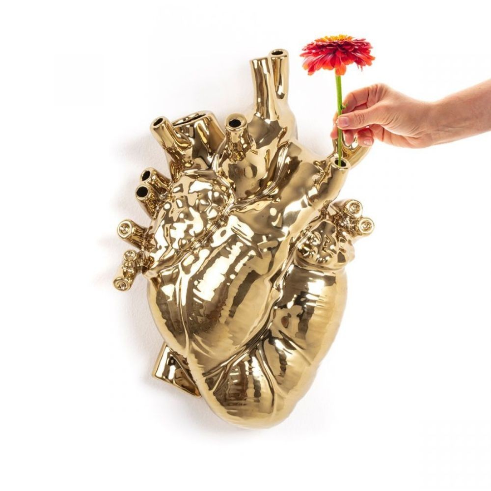 Love in Bloom de Seletti el jarrón en forma de corazón | Tienda Kasa