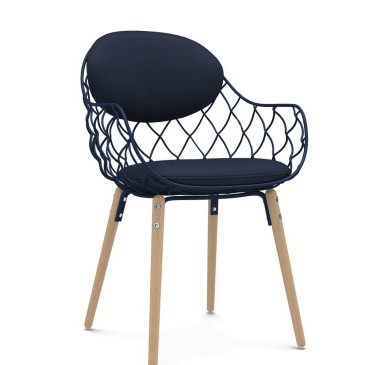 Cadeira Magis Pina com braços desenhado por Jaime Hayón disponível em vários acabamentos