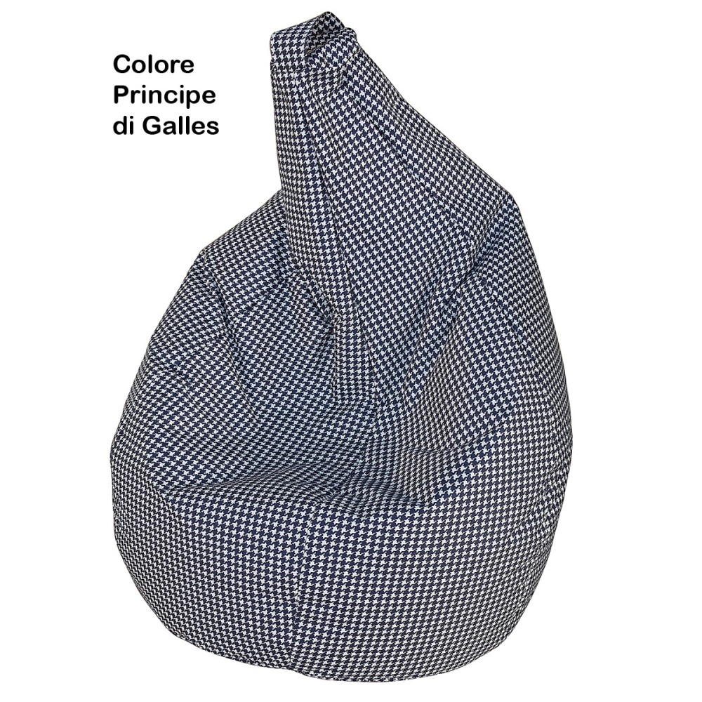 Armchair pouf bags in 100% polyester with polyethylene spheres.