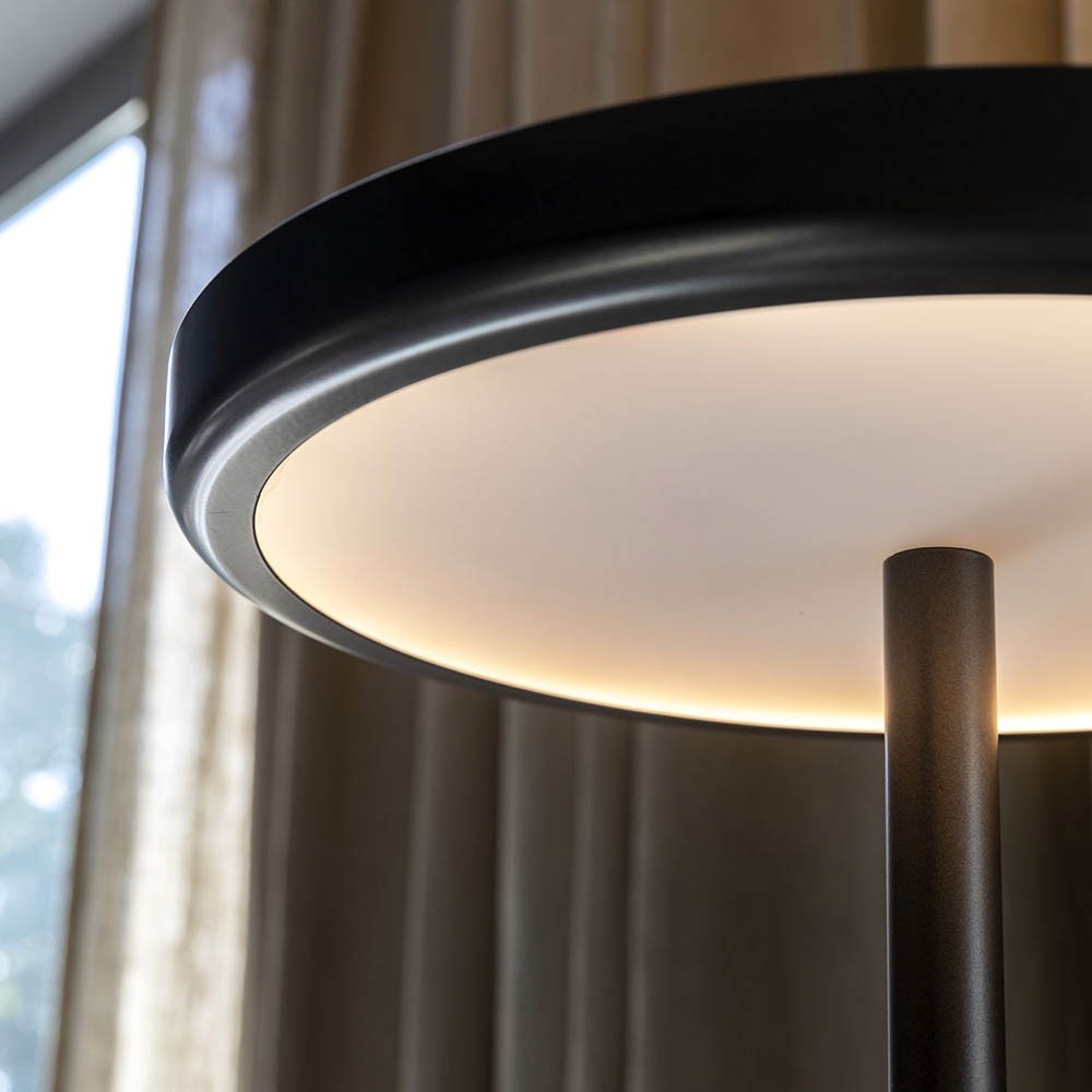 Mogg Ikebana lampe designet af Uto Balmoral | kasa-store