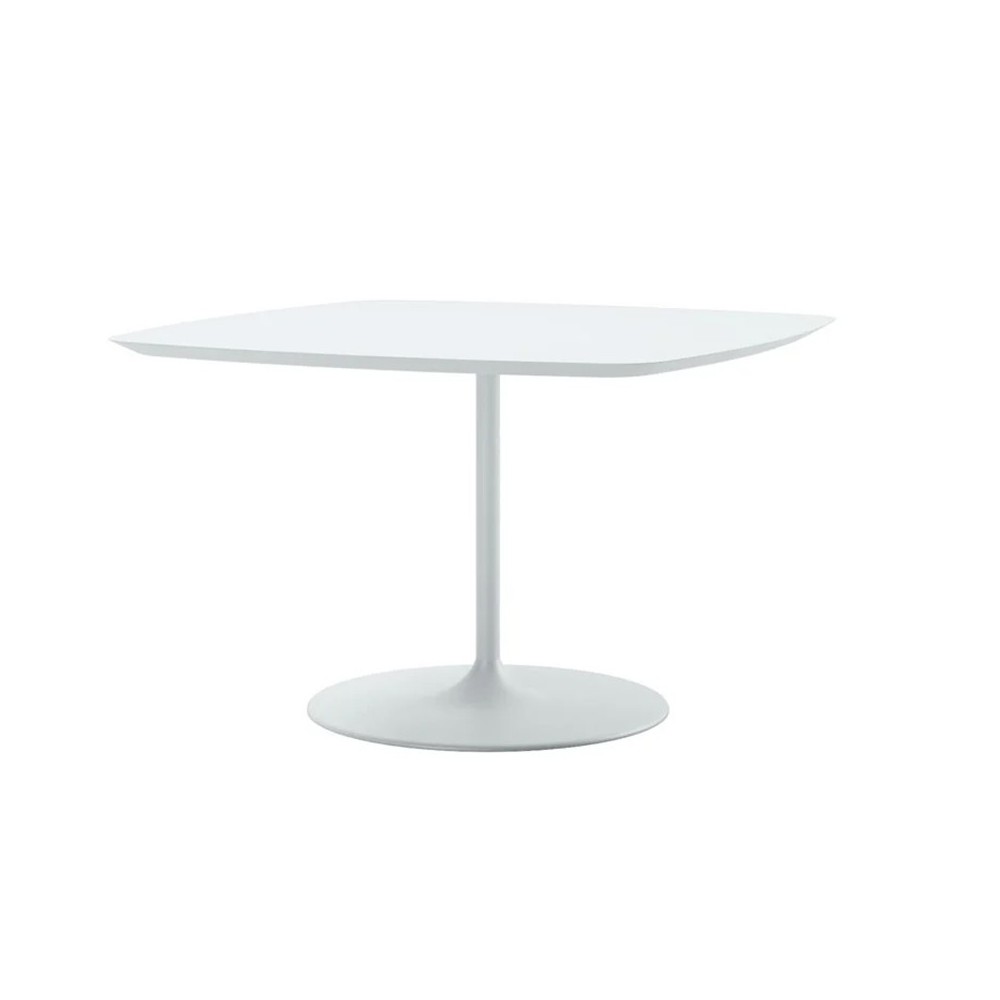 Alma Design Malena modern table with a vintage touch | kasa-store