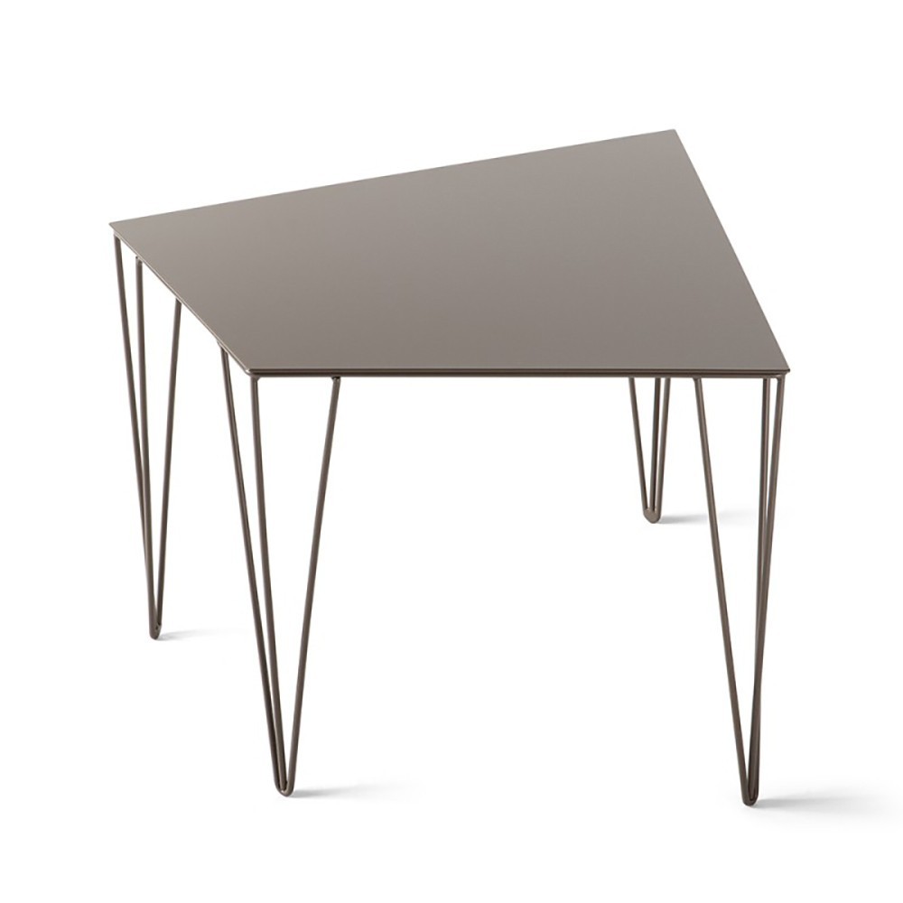 Chele wrought iron coffee table by Atipico | kasa-store