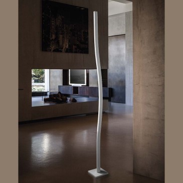 Loop floor lamp by Braga...