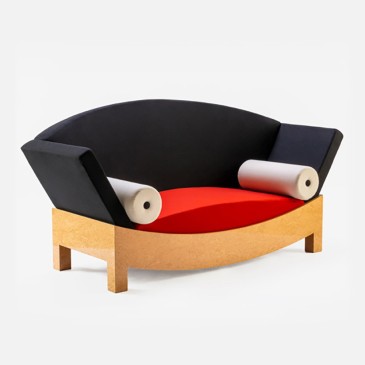 Mitzi sofa by Poltronova designed by Hans Hollein