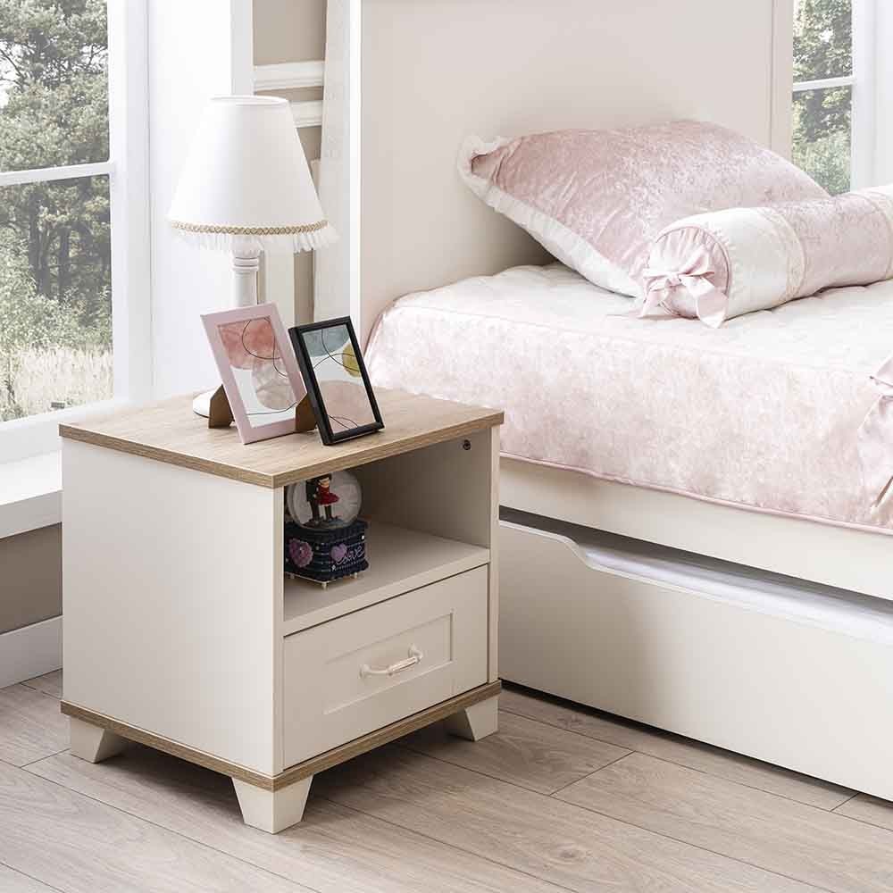 Frezya sängbord i högkvalitativt melaminträ och förfinad design