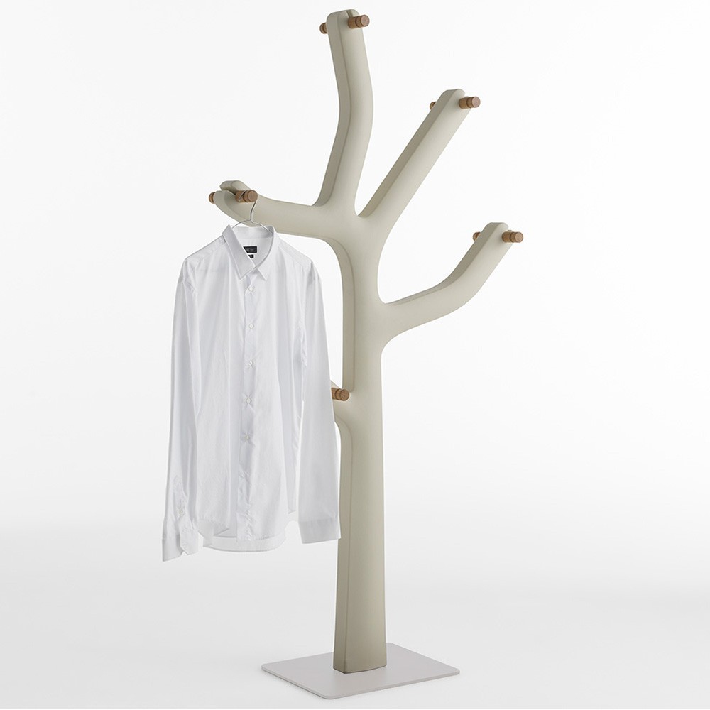 Alberto di Casamania the tree-shaped coat hanger | kasa-store