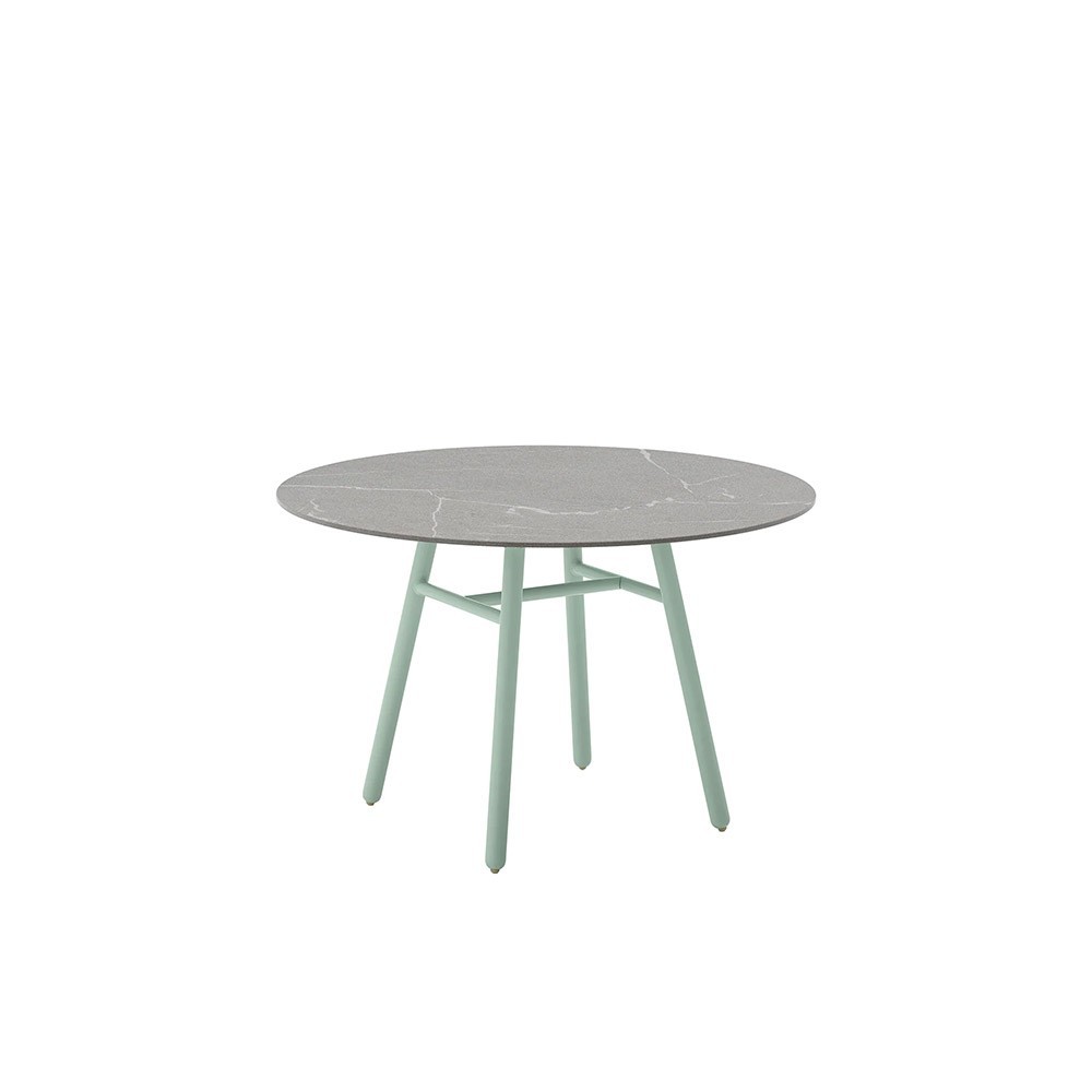 Connubia Yo! round fixed table suitable for gardens | kasa-store
