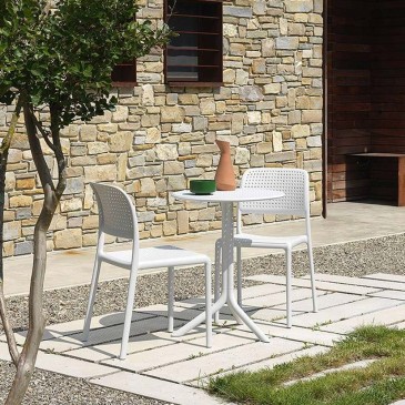 La Seggiola Boreale chair with or without armrests made of polypropylene in various finishes