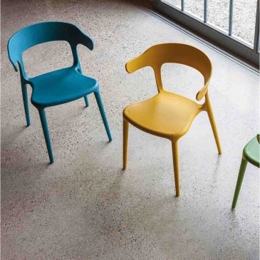 La Seggiola Brera -tuoli käsinojilla eri viimeistelyillä | kasa-store