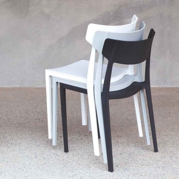 Σετ La Seggiola Citylife με τέσσερις στοιβαζόμενες καρέκλες εξωτερικού χώρου