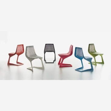 Plank Myto Chair der Outdoor-Stuhl von Konstantin Grcic | kasa-store