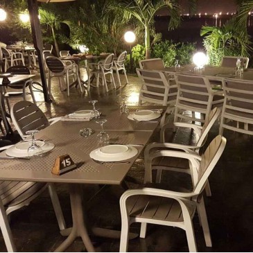 Nardi Clip udendørs bord i polypropylen | kasa-store