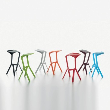 Plank Miura set of 2 polypropylene stools designed by Konstantin Grcic