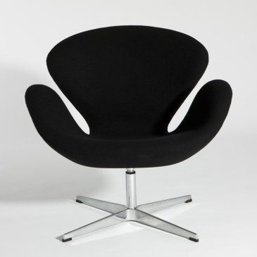 Arne Jacobsenin Joutsen-nojatuolin uusintapainos aitoa nahkaa tai villaa