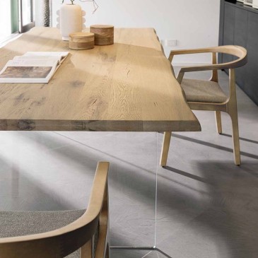 Ξύλινο τραπέζι με γυάλινα ποδαράκια κατάλληλο για διαβίωση | kasa-store