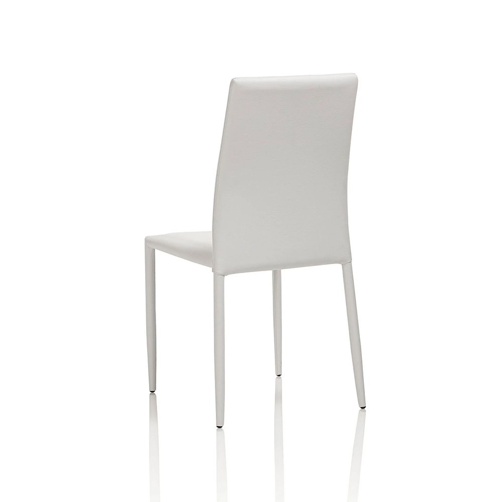 Cadeira forrada em imitação de couro adequada para sala ou cozinha | kasa-store