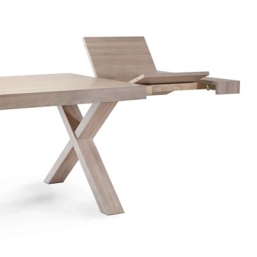 Xilon extendable table in...