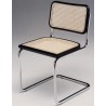 Heruitgave van Cesca stoel van Marcel Breuer met structuur in staal en riet