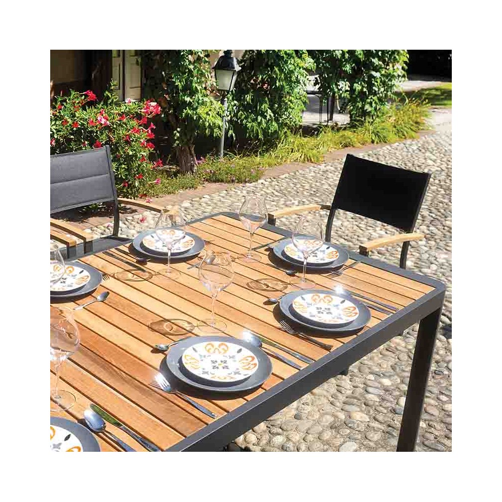 Ausziehbarer Lanzarote-Tisch passend für Ihren Garten