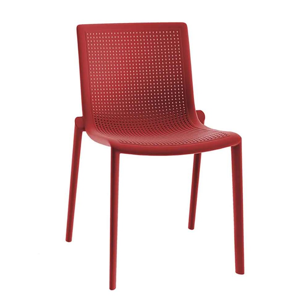 Άνετη και ελαφριά καρέκλα εξωτερικού χώρου Beekat διαθέσιμη σε διάφορα χρώματα.