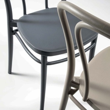Sett med 20 polypropylenstoler for innendørs og utendørs