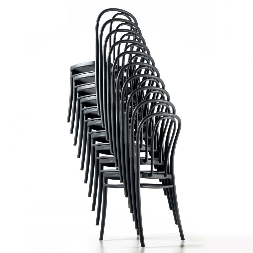 Conjunto de 20 cadeiras em polipropileno para interior e exterior