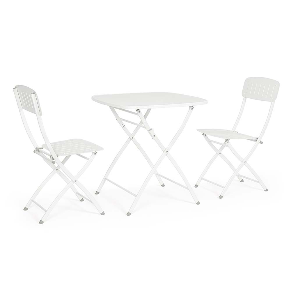 Garden set including folding chairs and table