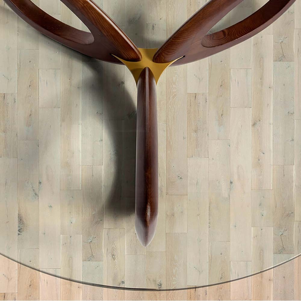 Mesa de salón Angel Cerdà fabricada en madera de nogal
